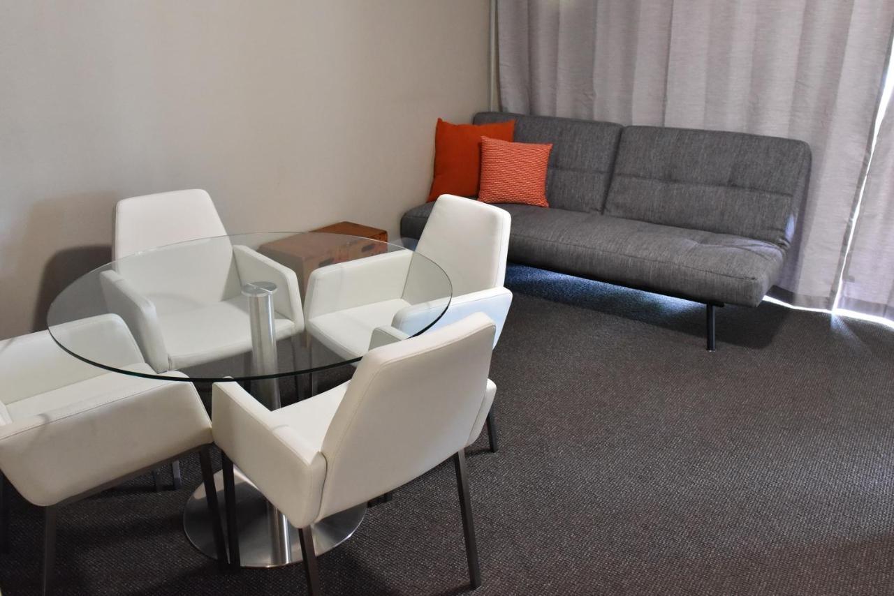 Dutchies Motel Nelson Bay & Dutchmans Beach Apartments Екстер'єр фото